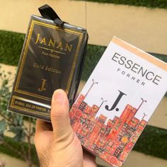 Janan by J. – Luxurious Oriental Fragrance with Floral and Amber Notes